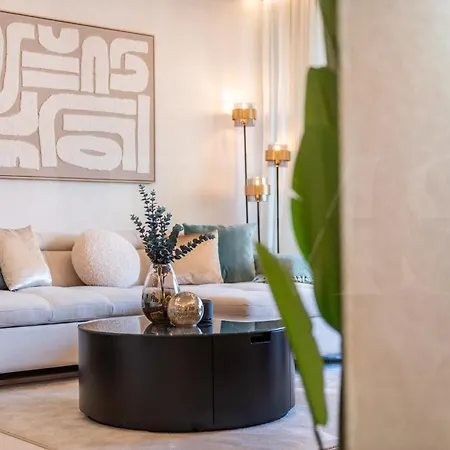 Coastside With Balcony And Parking By Rems Apartment *