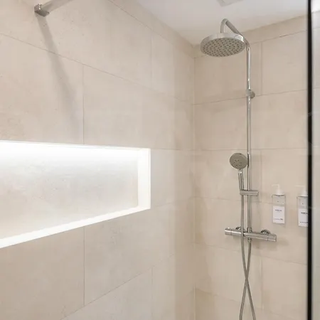 Coastside Gem With Terrace Rems Apartmán